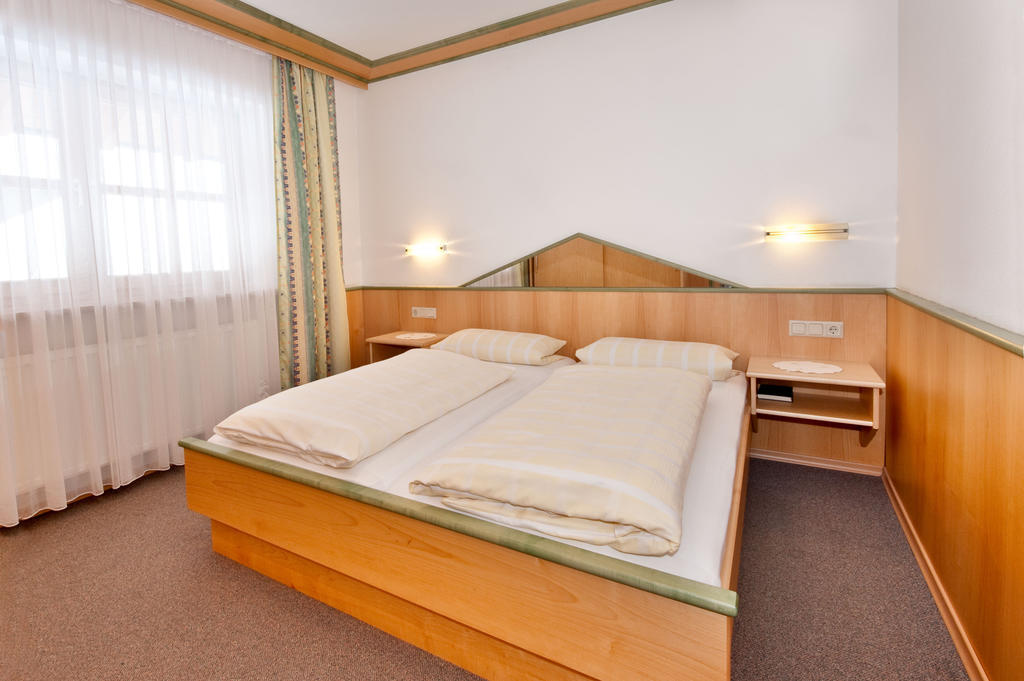 Wellness- Und Wohlfuehlhotel Waldeck Bodenmais Quarto foto