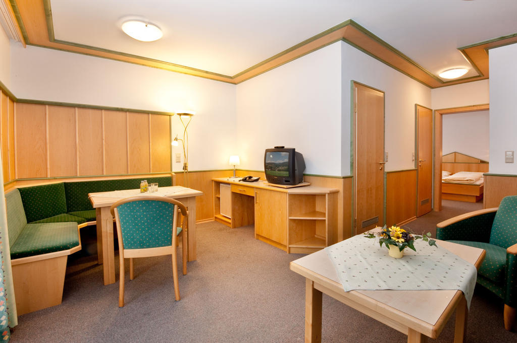 Wellness- Und Wohlfuehlhotel Waldeck Bodenmais Quarto foto