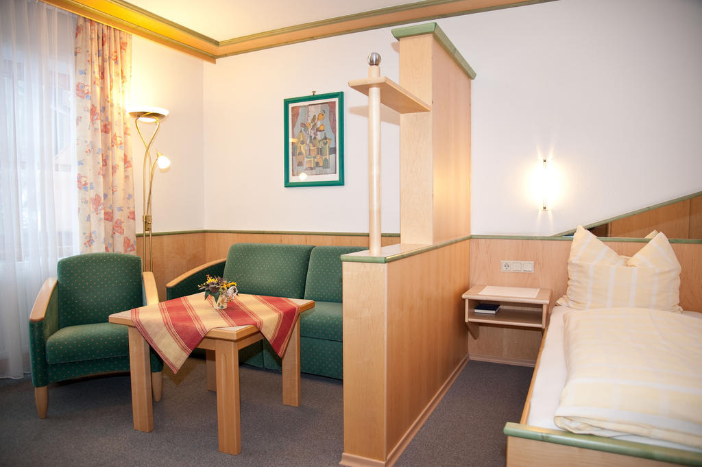 Wellness- Und Wohlfuehlhotel Waldeck Bodenmais Quarto foto