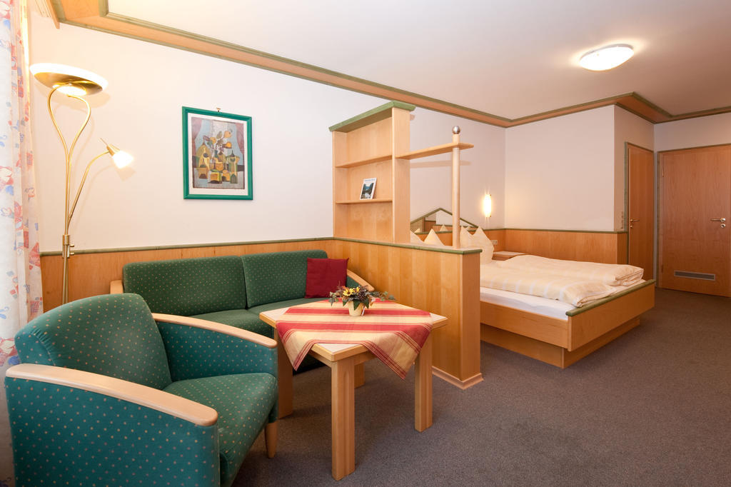 Wellness- Und Wohlfuehlhotel Waldeck Bodenmais Quarto foto